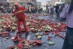 太原网红吃瓜事件真相